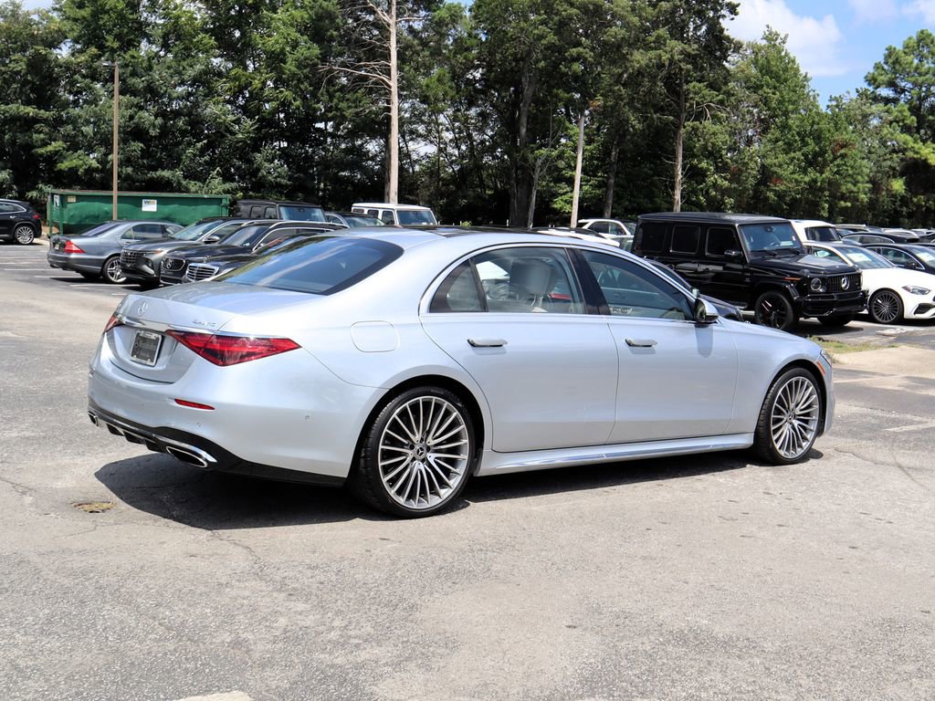 Used 2023 Mercedes-Benz S 580 4MATIC Sedan image 3