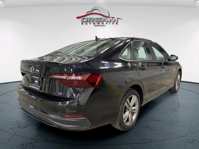 Used 2024 Volkswagen Jetta SE FWD image 18