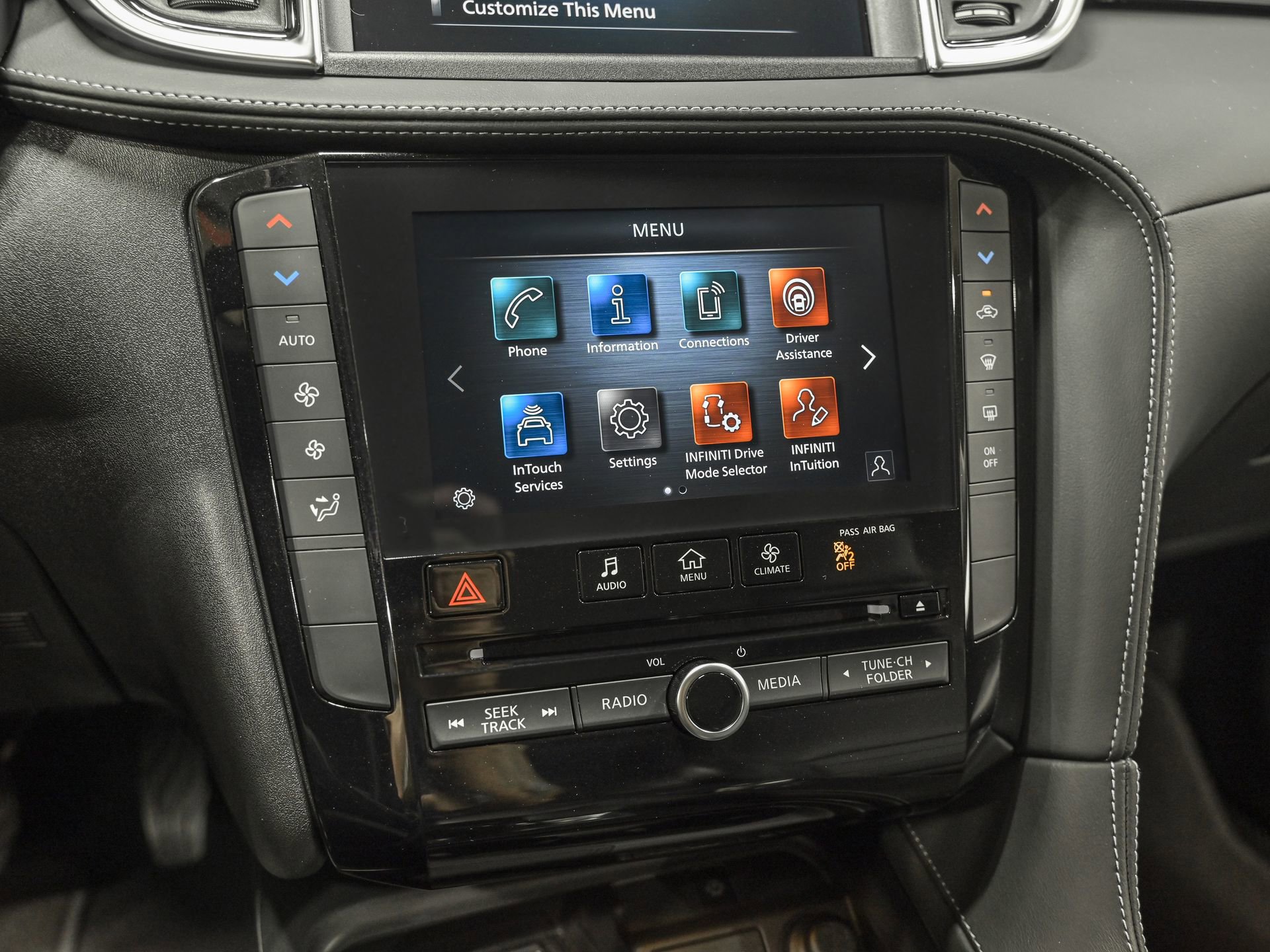 Used 2025 INFINITI QX50 Pure image 23