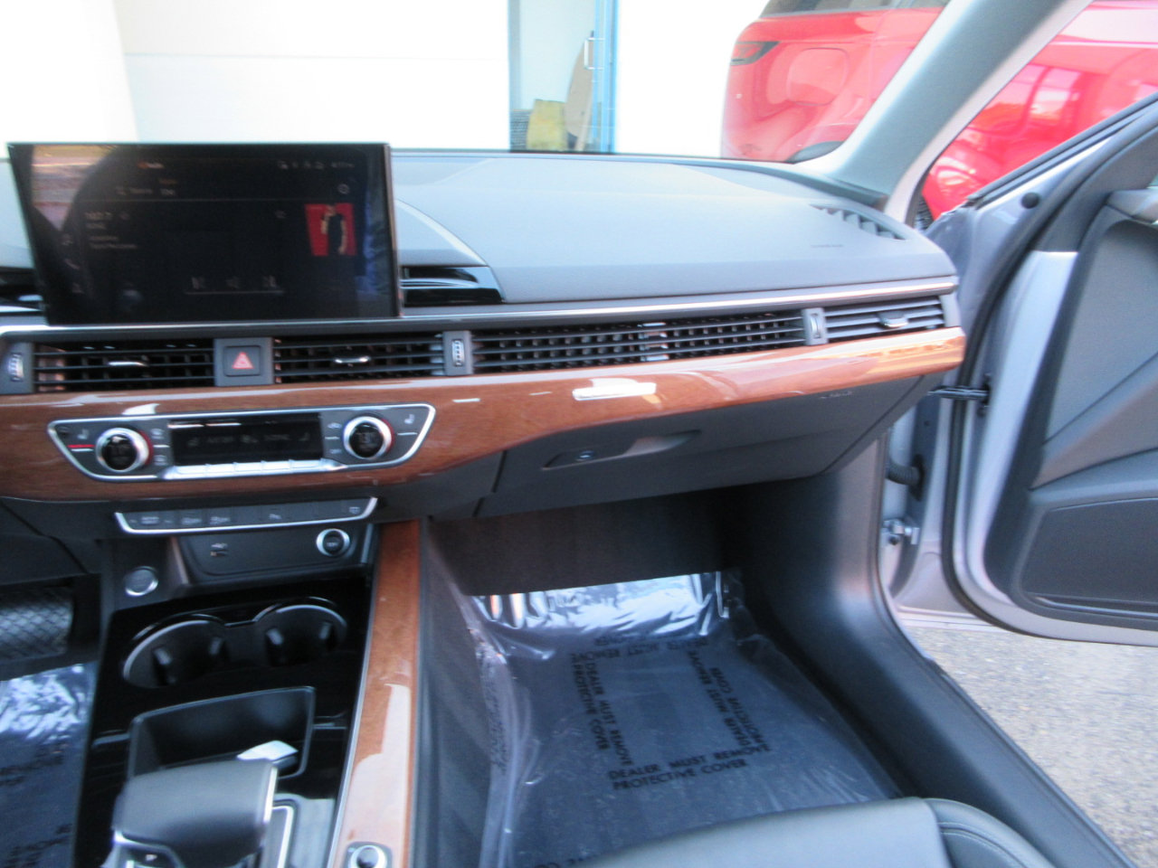 Used 2024 Audi A4 2.0T Premium image 44