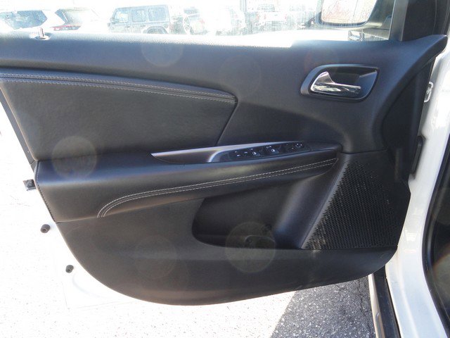 Used 2019 Dodge Journey Crossroad image 17