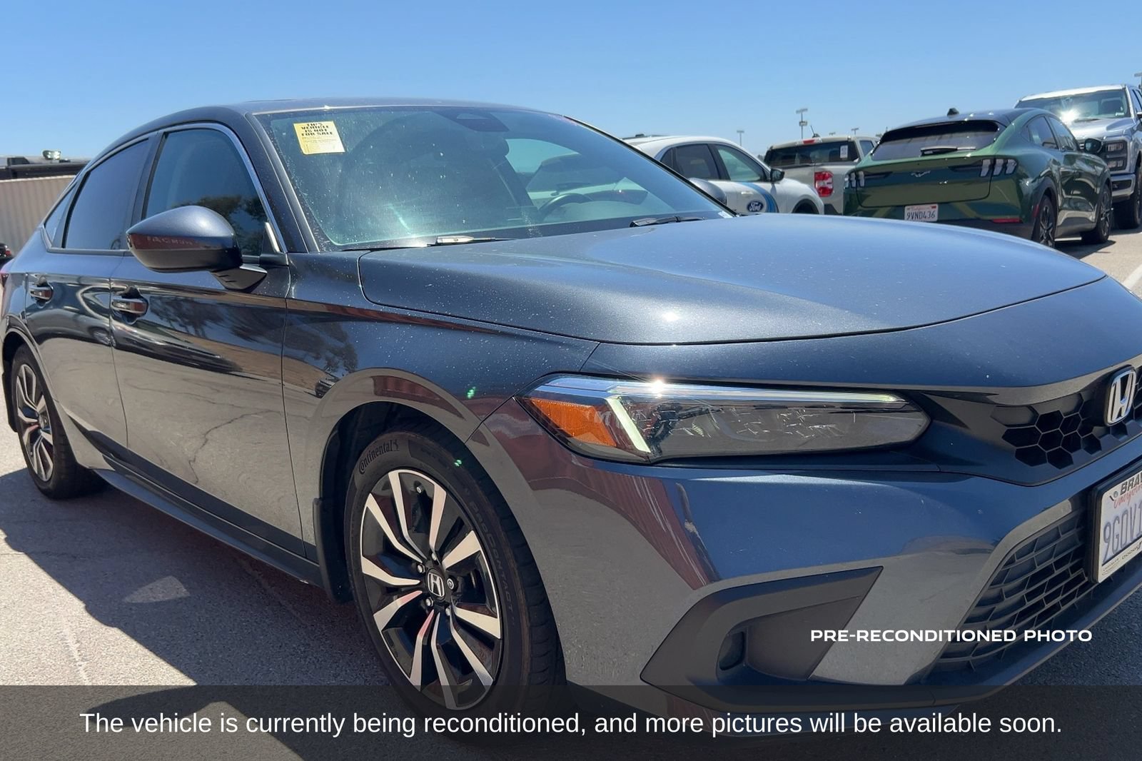 Used 2023 Honda Civic EX-L image 3