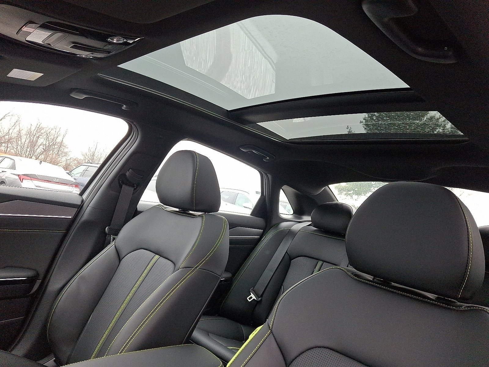 New 2026 Kia K5 GT FWD image 10