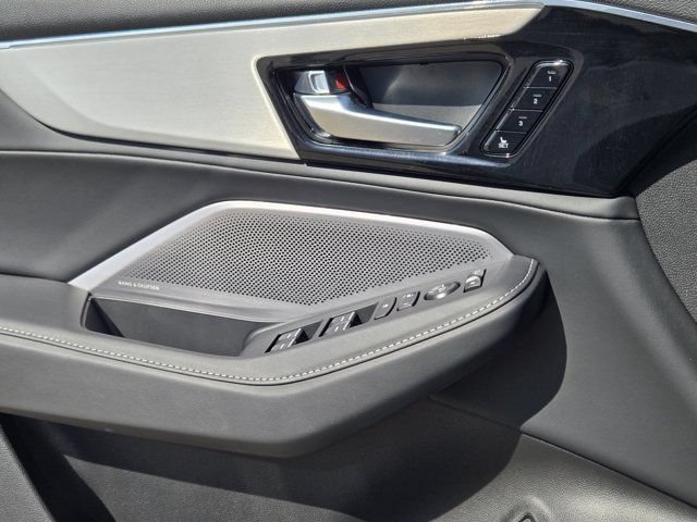 Certified 2026 Acura MDX w/ Technology Package FWD image 23