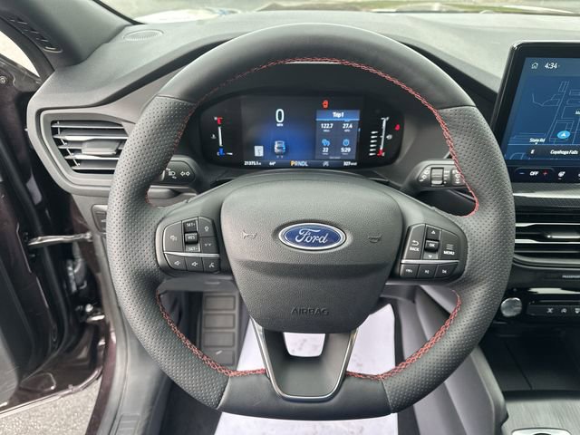 Used 2023 Ford Escape ST-Line w/ Tech Pack #1 AWD/4WD image 13