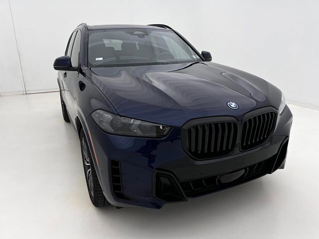 Certified 2025 BMW X5 xDrive50e w/ M Sport Package AWD/4WD image 3