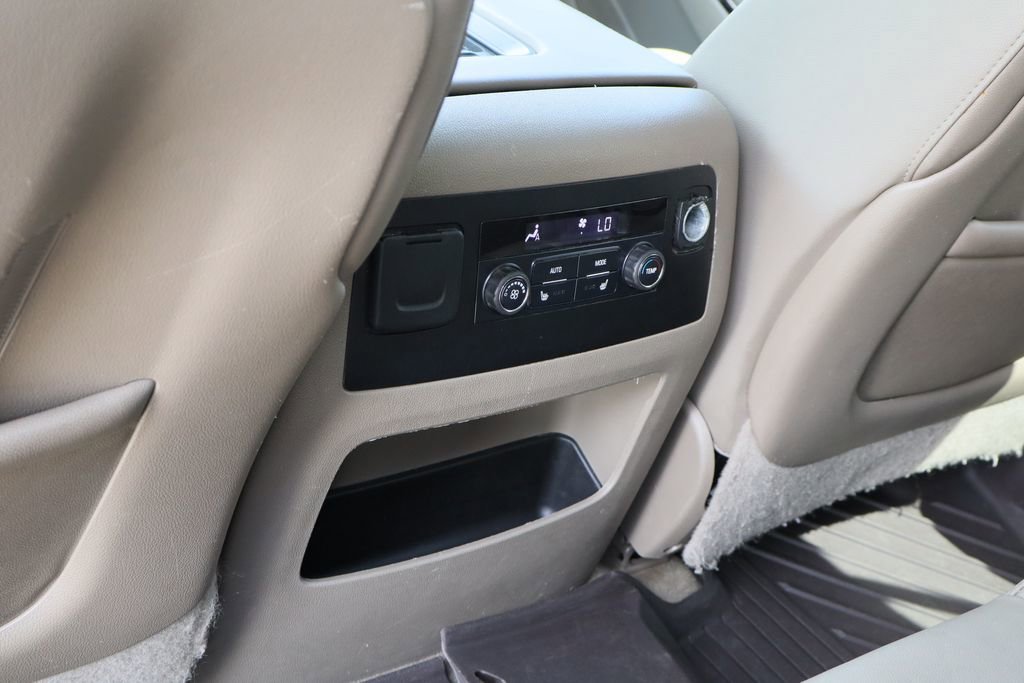 Used 2016 GMC Yukon SLT RWD image 25