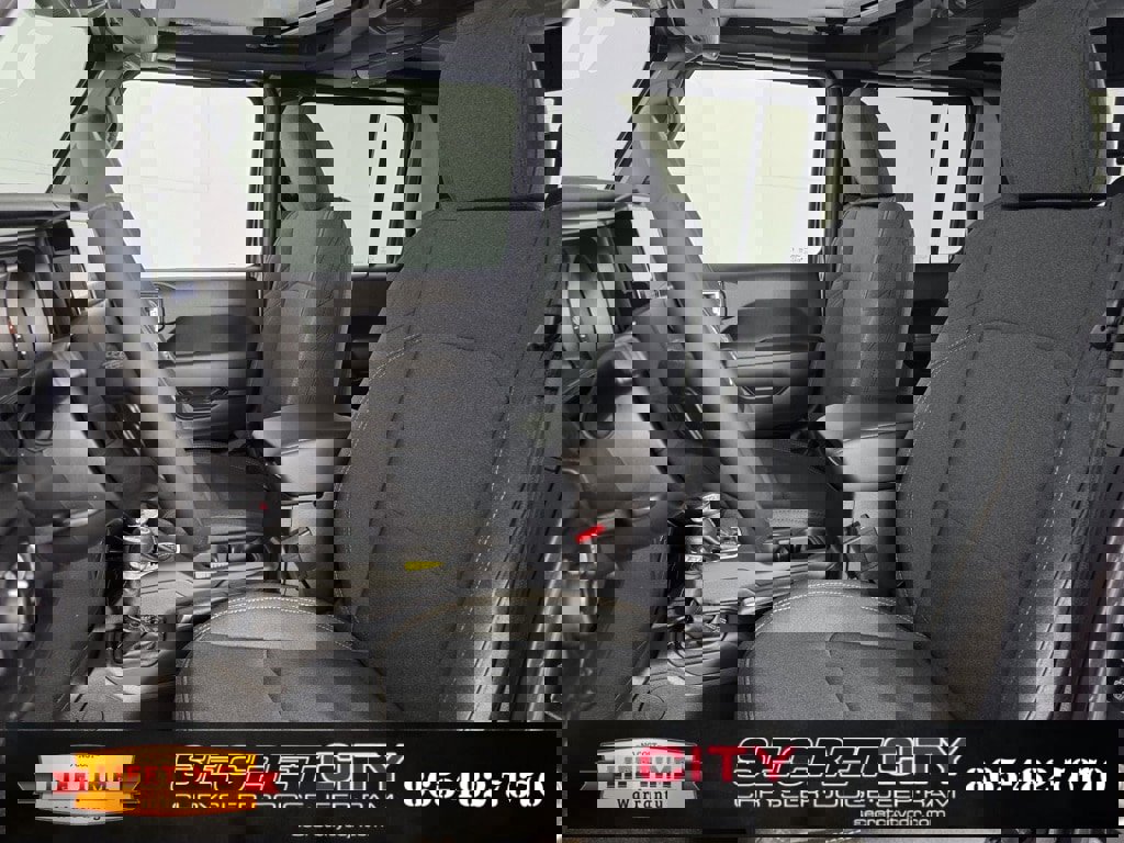 New 2025 Jeep Gladiator Sport image 10