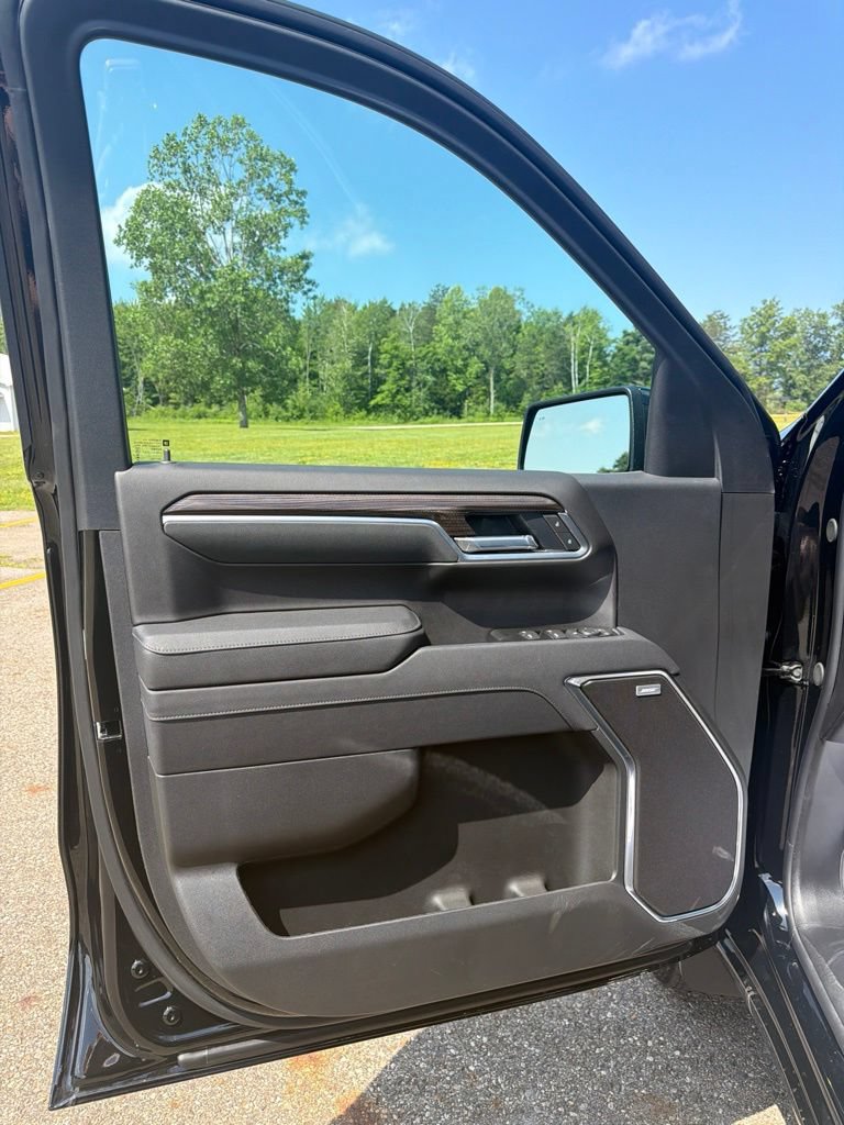 New 2026 Chevrolet Silverado 1500 RST w/ Safety Package AWD/4WD image 11