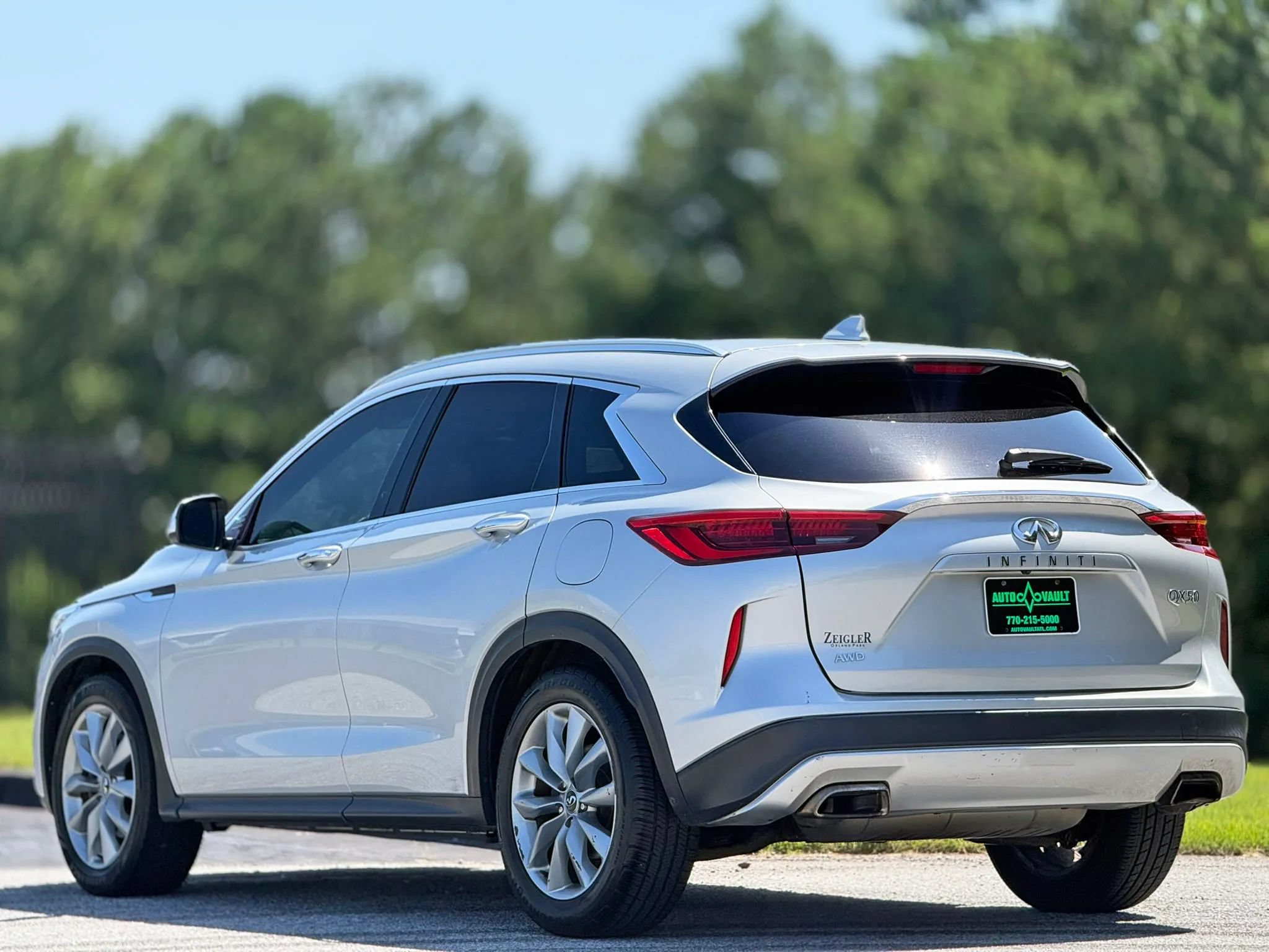 Used 2019 INFINITI QX50 AWD image 5