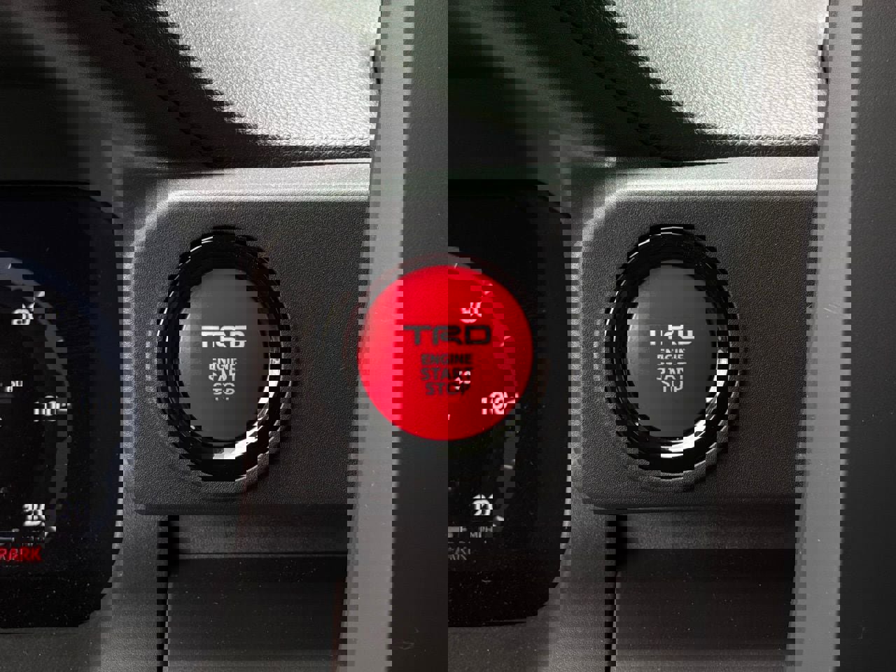 Used 2025 Toyota Tacoma TRD Sport image 26