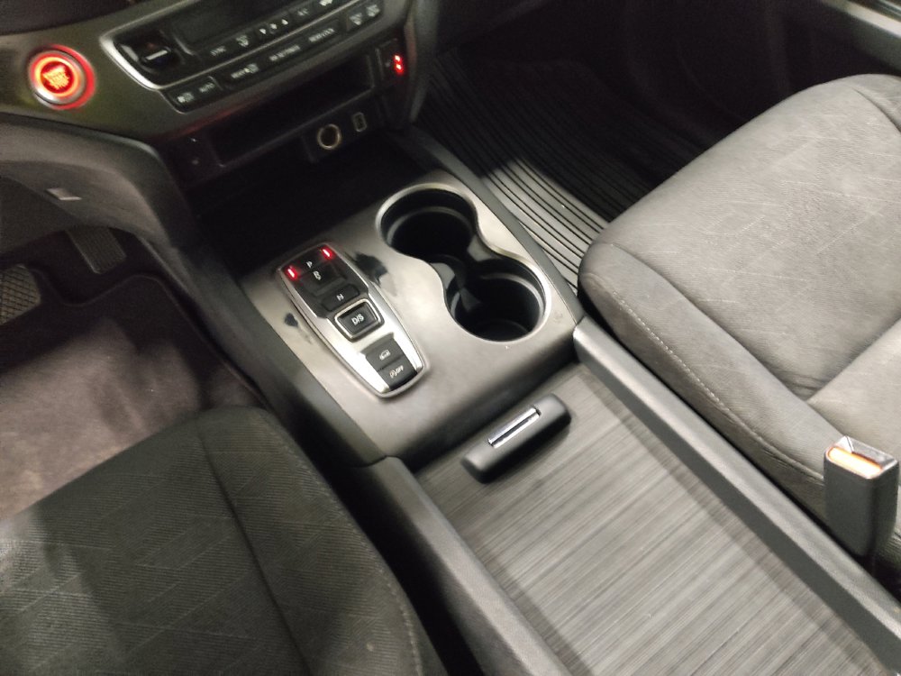 Used 2022 Honda Pilot Sport image 26