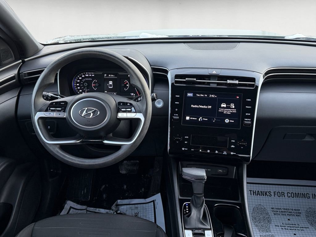 Certified 2024 Hyundai Santa Cruz SEL image 12