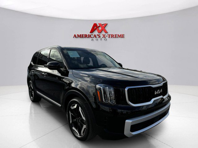 Used 2023 Kia Telluride EX image 7