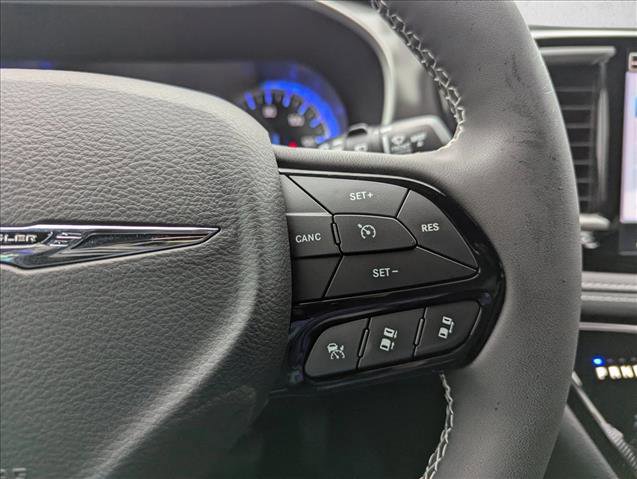 New 2026 Chrysler Pacifica Select w/ S Appearance Package FWD image 14