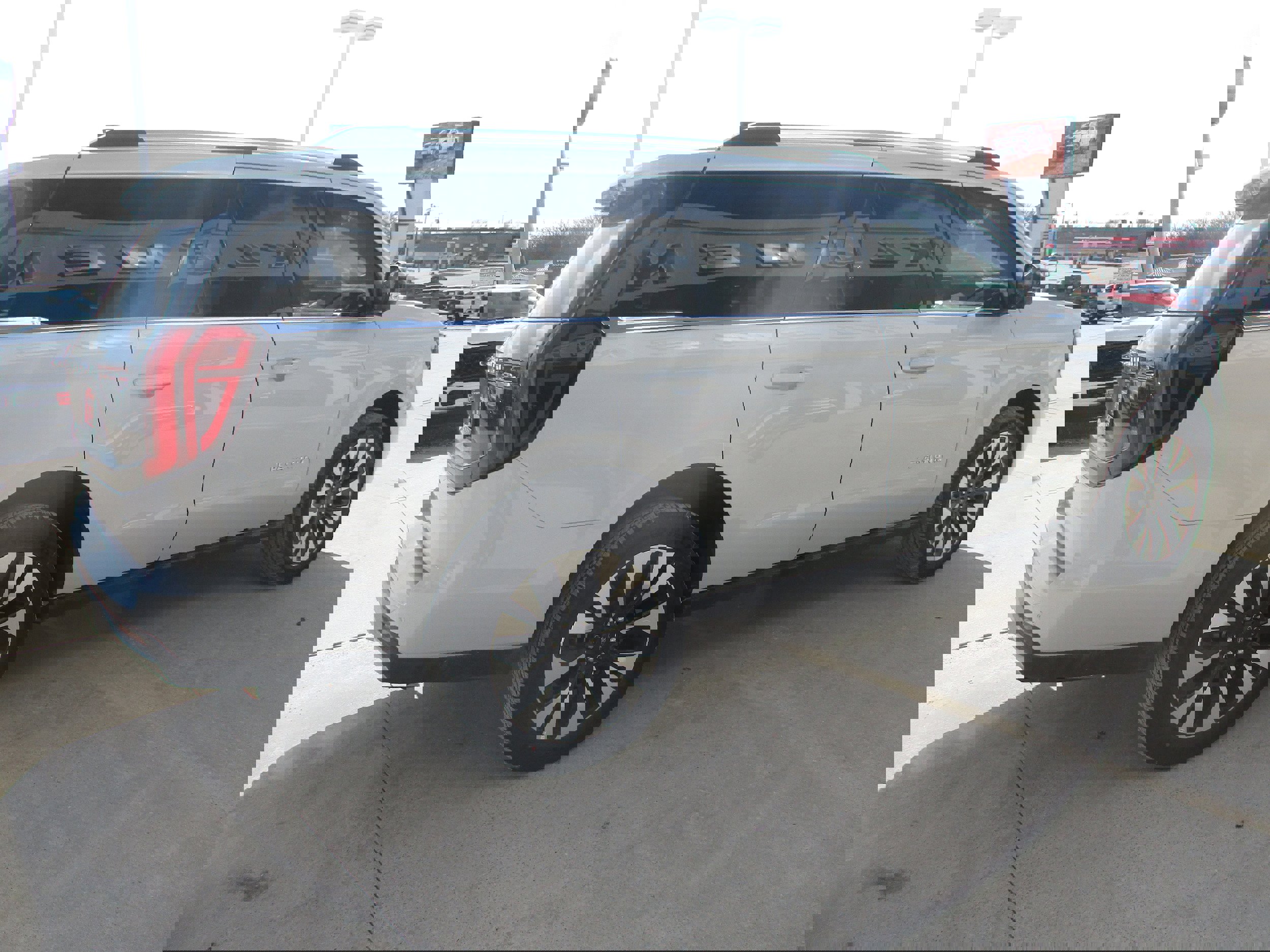 New 2026 Ford Expedition Platinum w/ Driver's Package image 4