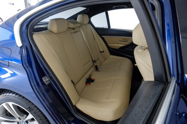 Used 2017 BMW 330i xDrive Sedan AWD/4WD image 48