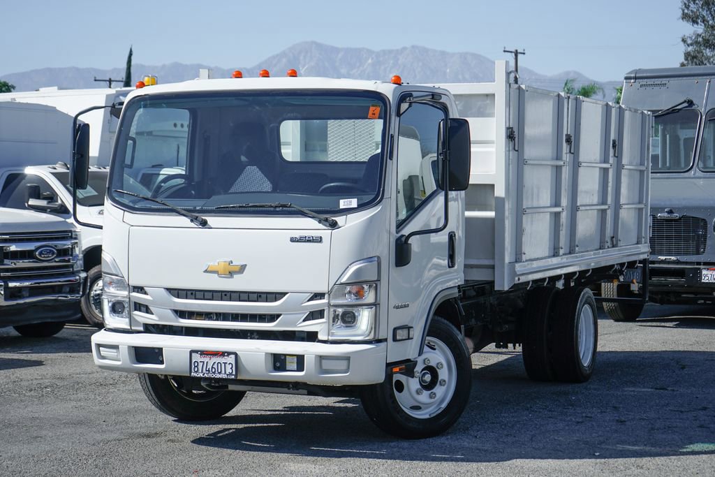 Used 2024 Chevrolet Low Cab Forward RWD image 4