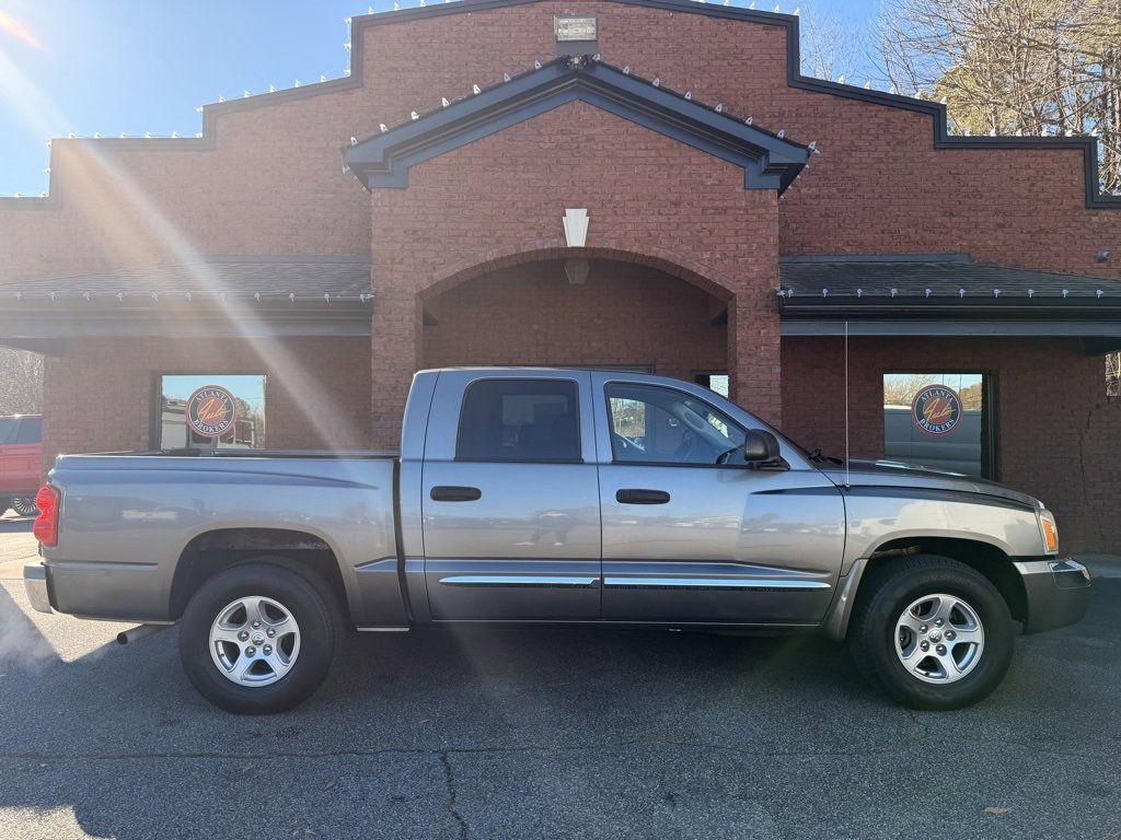 Used 2005 Dodge Dakota Laramie w/ Trailer Tow Group image 3