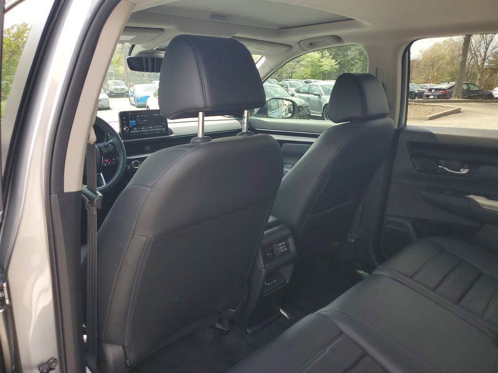 Used 2024 Honda CR-V EX-L image 12