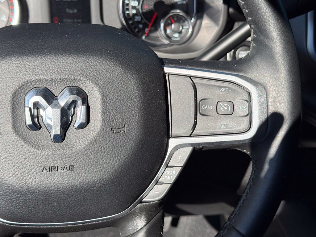 Used 2024 RAM 2500 Big Horn w/ Sport Appearance Package AWD/4WD image 18
