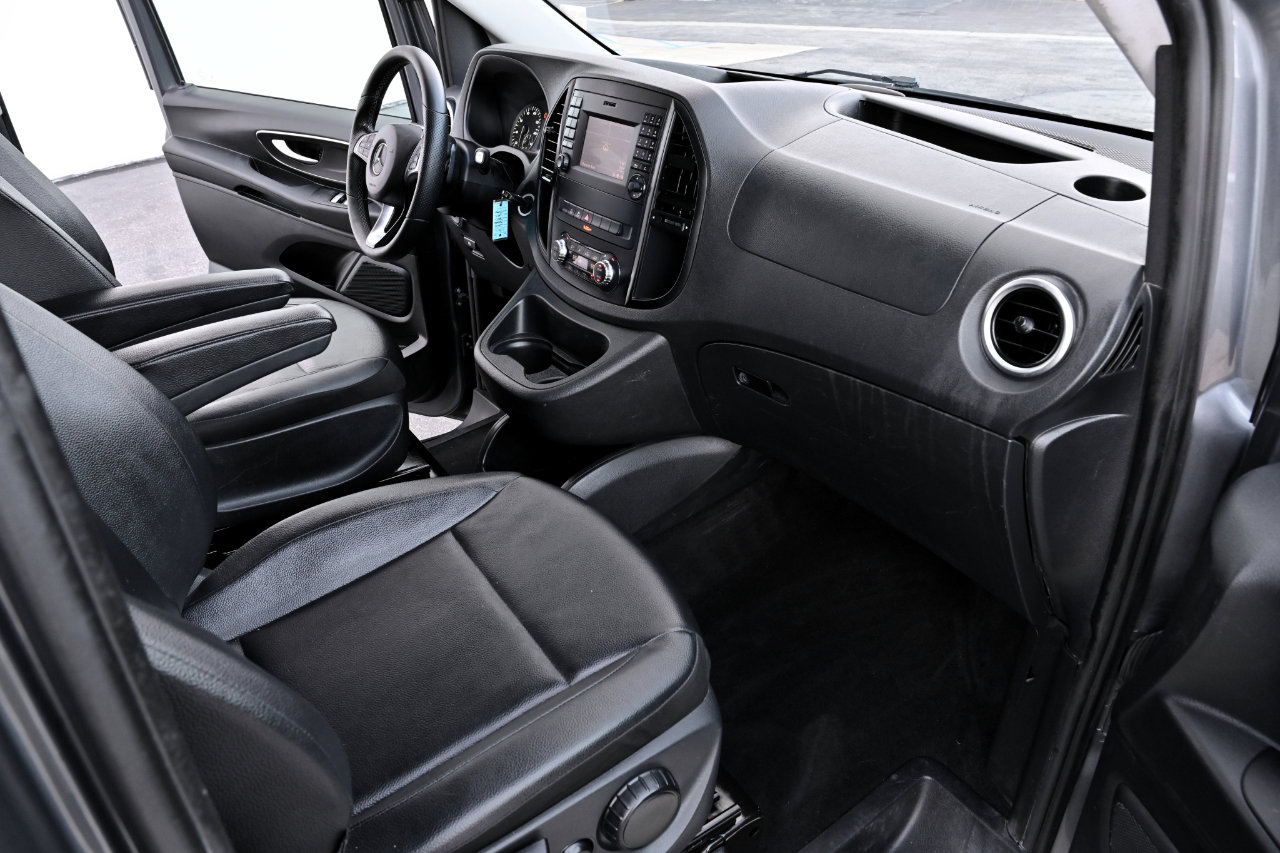 Used 2016 Mercedes-Benz Metris Passenger image 12