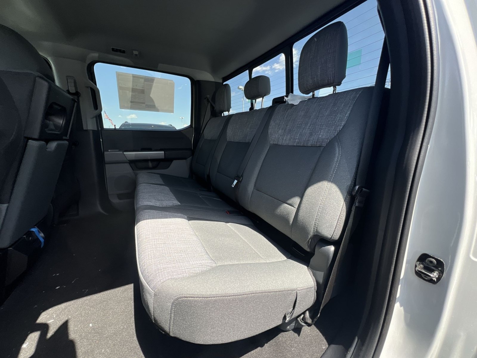 New 2026 Ford F250 XLT w/ FX4 Off-Road Package AWD/4WD image 31