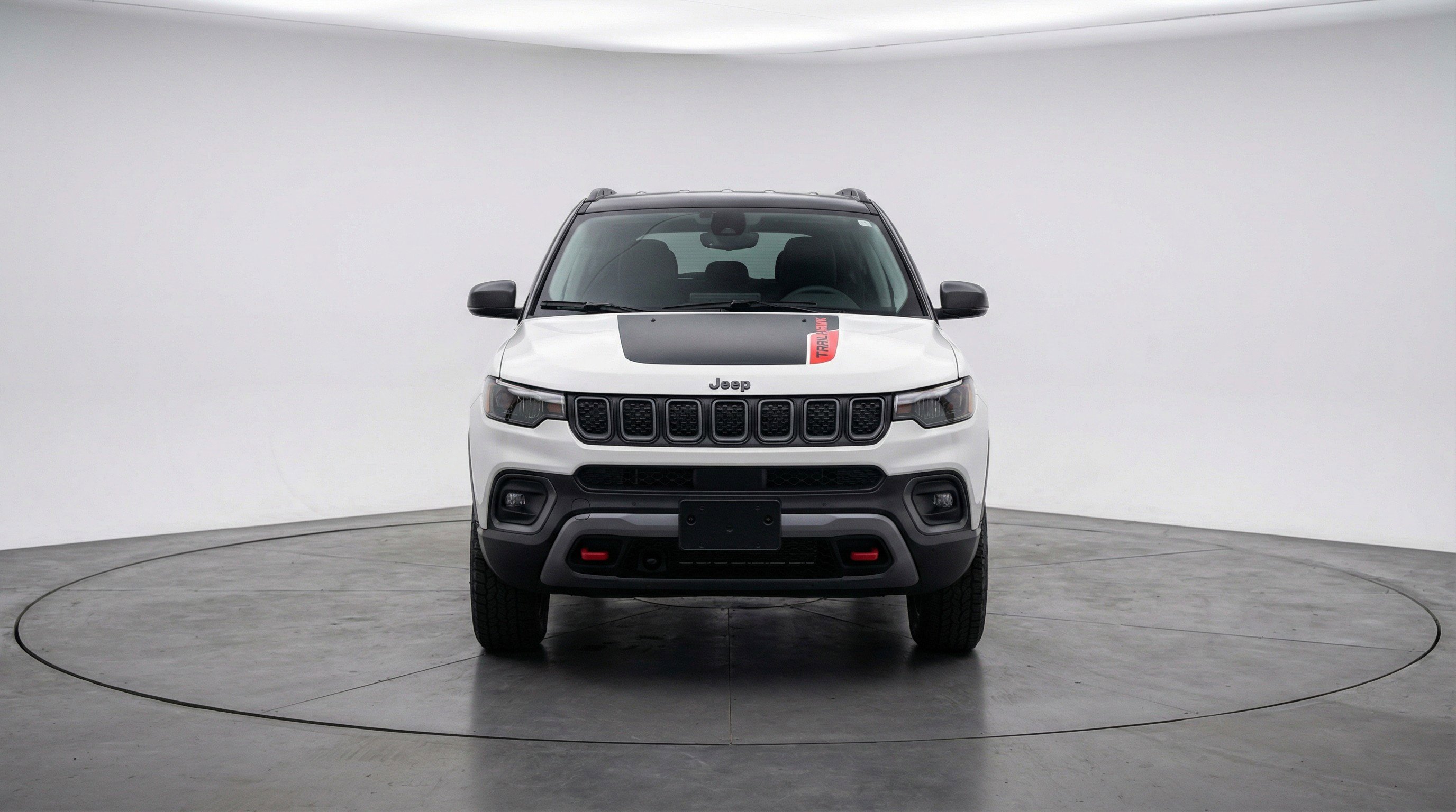 Used 2025 Jeep Compass Trailhawk image 2