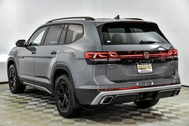 New 2026 Volkswagen Atlas Peak Edition AWD/4WD image 4