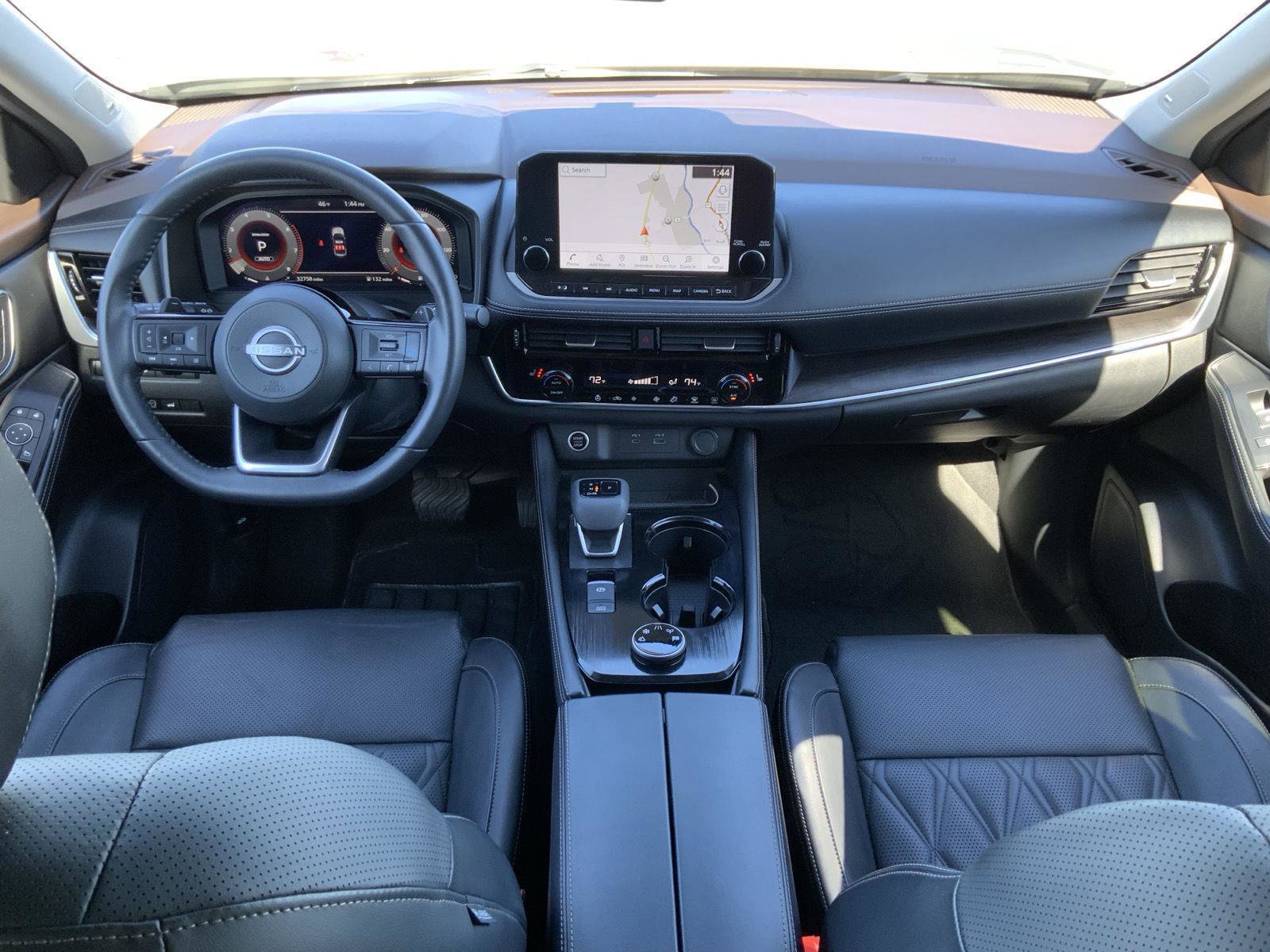 Used 2023 Nissan Rogue Platinum image 50