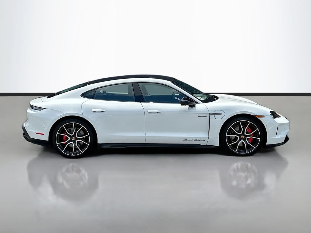 New 2026 Porsche Taycan 4S Black Edition AWD/4WD image 8