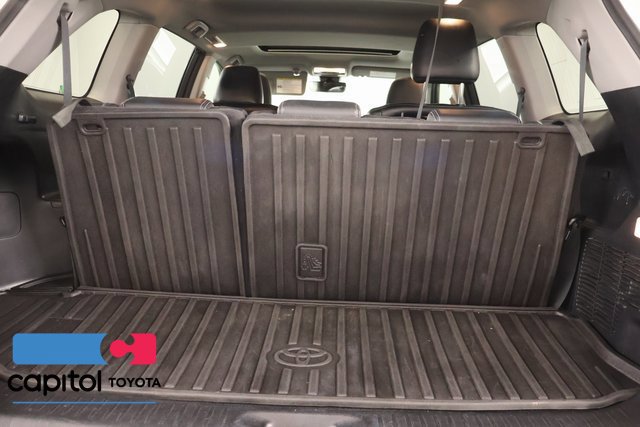 Certified 2018 Toyota Highlander SE AWD/4WD image 29