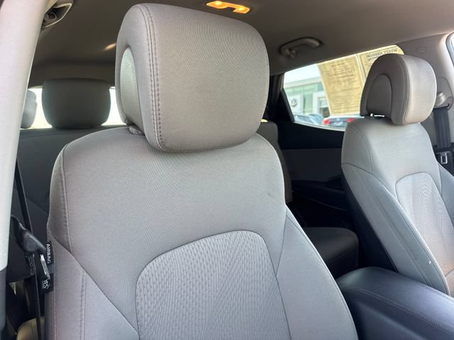 Used 2018 Hyundai Santa Fe Sport w/ 2.4L Value Package 02 FWD image 23