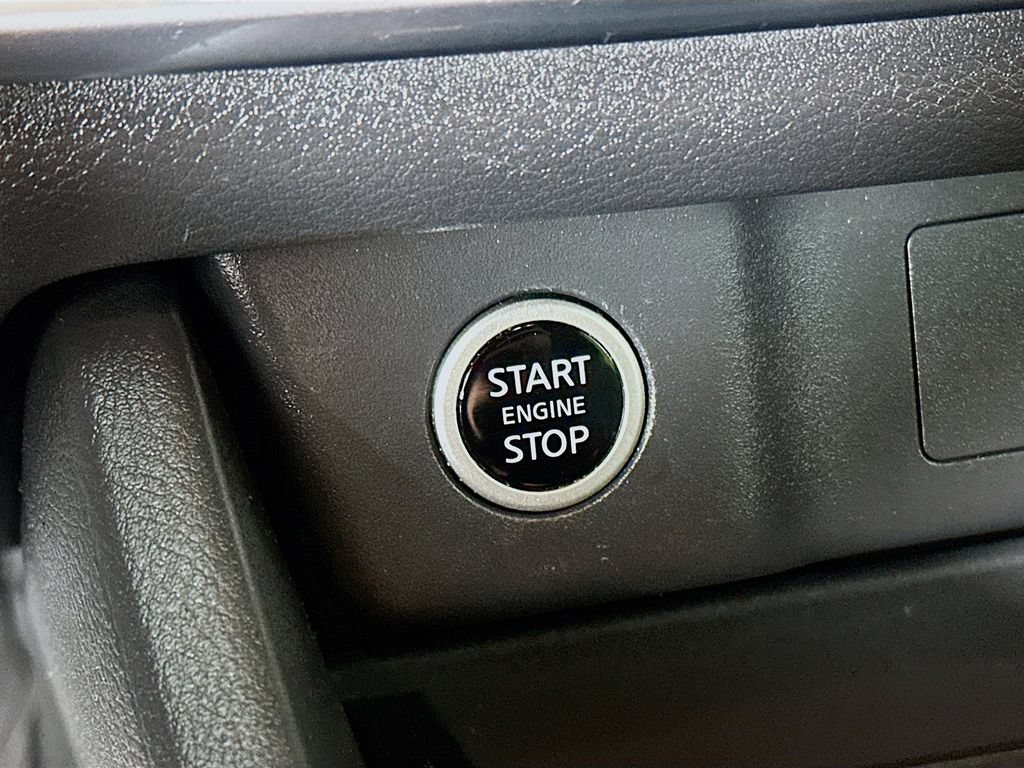 Certified 2023 Nissan Rogue SV AWD/4WD image 21
