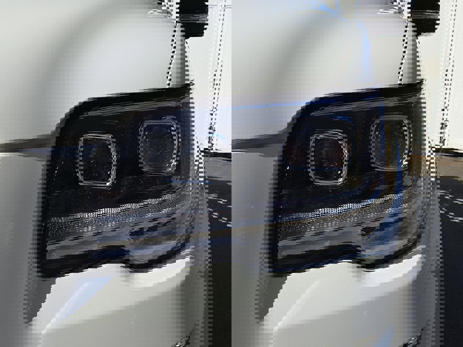 Used 2023 Lincoln Navigator Reserve image 9