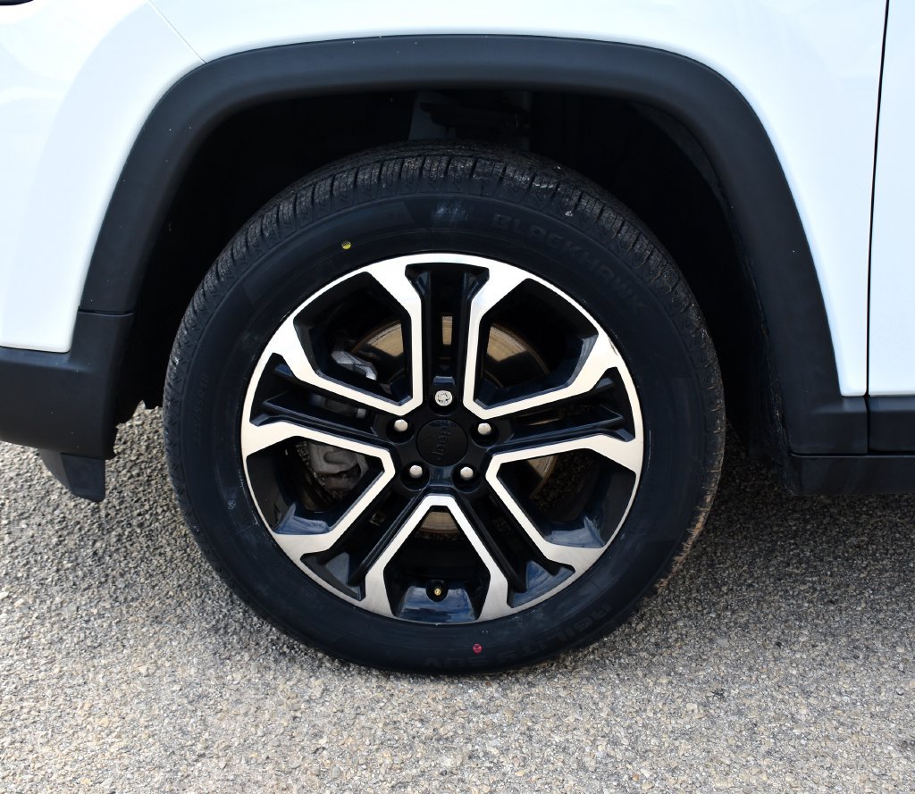 Used 2022 Jeep Compass Limited AWD/4WD image 6