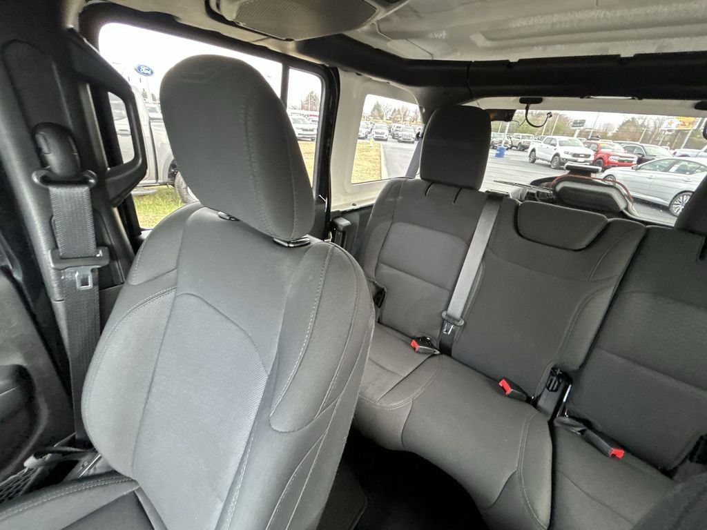 Used 2021 Jeep Wrangler Unlimited Sport image 14