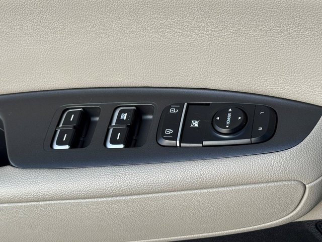 Used 2016 Kia Optima LX image 26