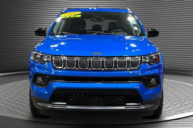 Used 2022 Jeep Compass Latitude AWD/4WD image 2