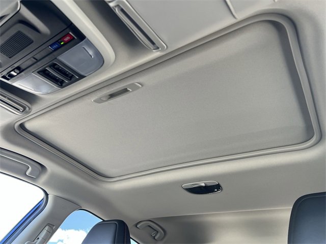 Certified 2024 Subaru Crosstrek 2.5i Limited w/ Crosstrek Mirror Package image 11