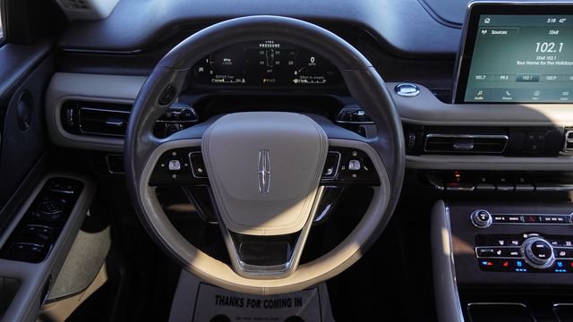 Used 2023 Lincoln Aviator Reserve w/ Equipment Group 201A image 18