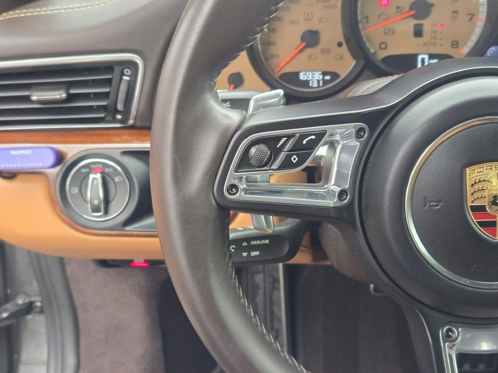 Used 2017 Porsche 911 Turbo image 25