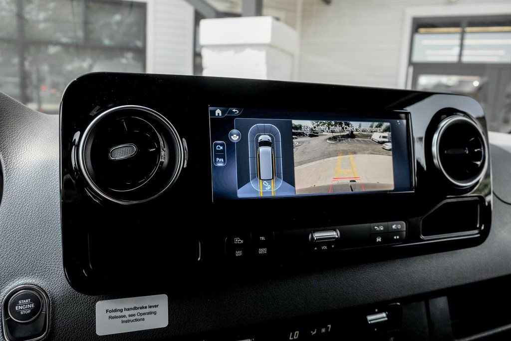 Used 2025 Mercedes-Benz Sprinter 3500 image 15