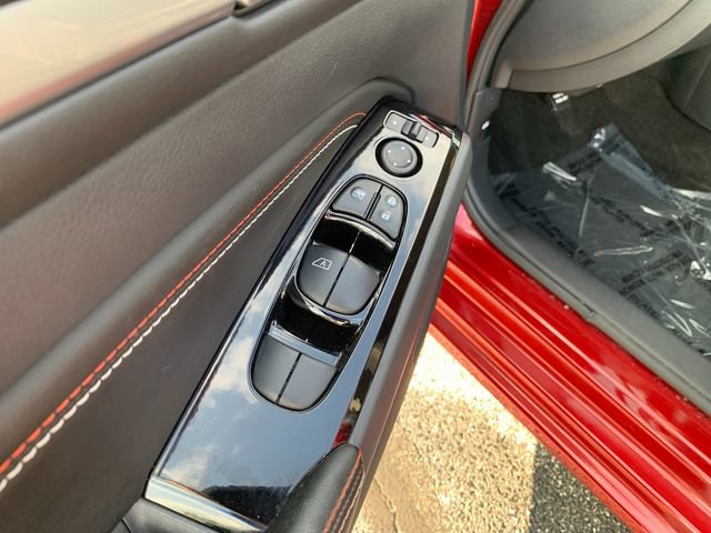 Used 2023 Nissan Altima 2.5 SR w/ SR Premium Package FWD image 11