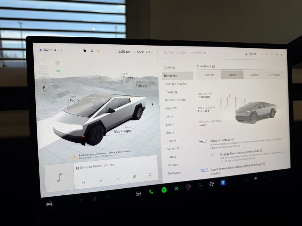 Used 2024 Tesla Cybertruck AWD Crew Cab image 20