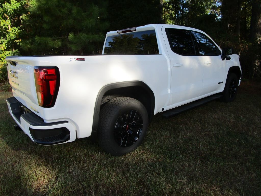 New 2026 GMC Sierra 1500 Elevation image 7