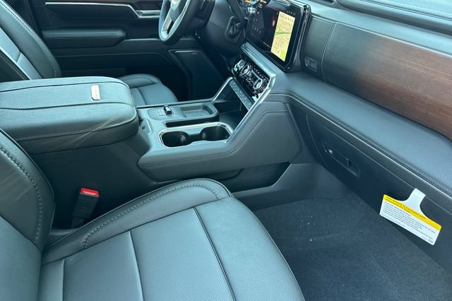 New 2026 GMC Sierra 2500 Denali w/ Denali Reserve Package AWD/4WD image 17
