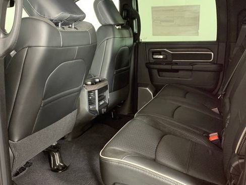 New 2026 RAM 2500 Laramie AWD/4WD image 16