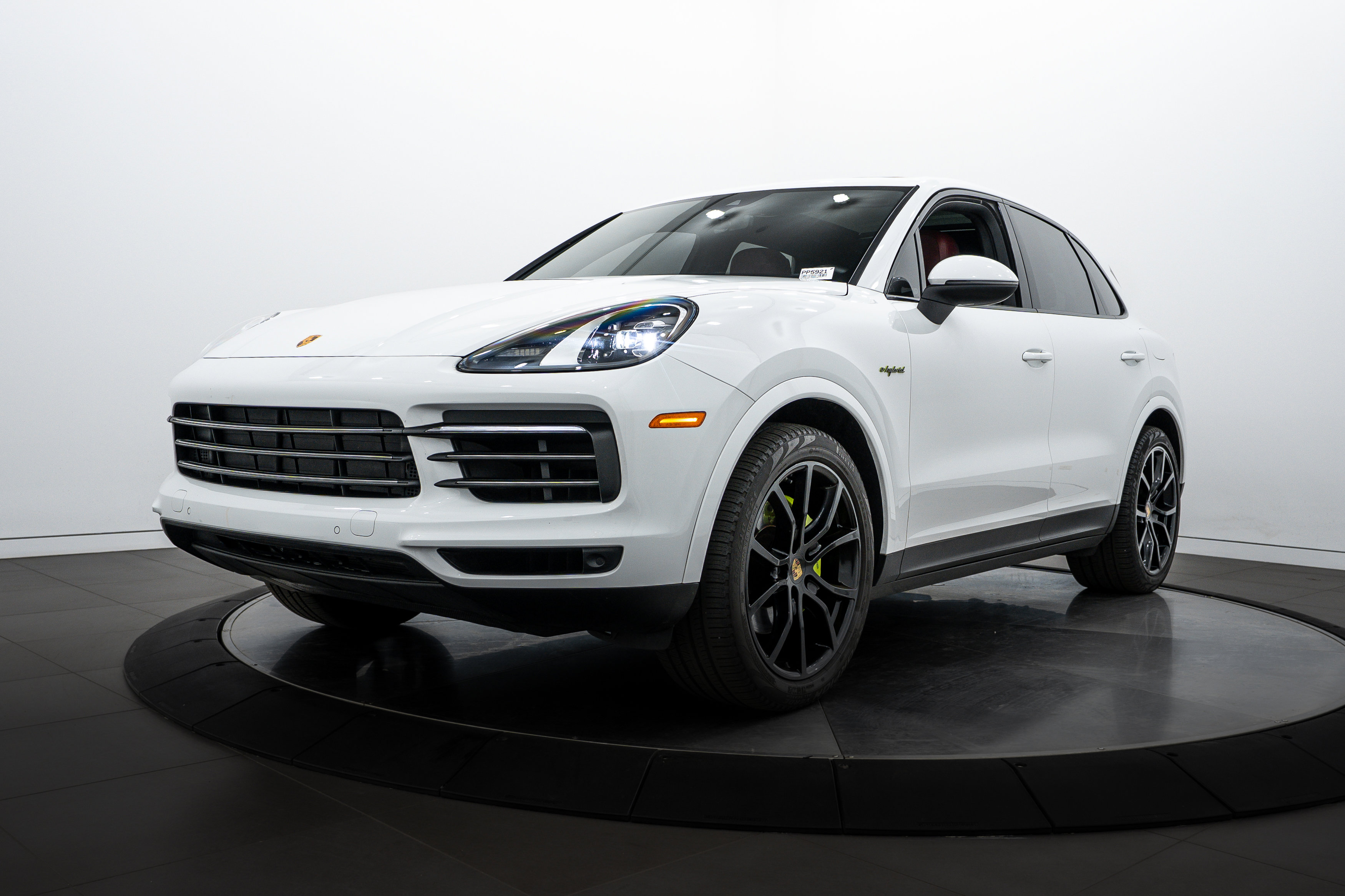 Certified 2022 Porsche Cayenne Platinum Edition