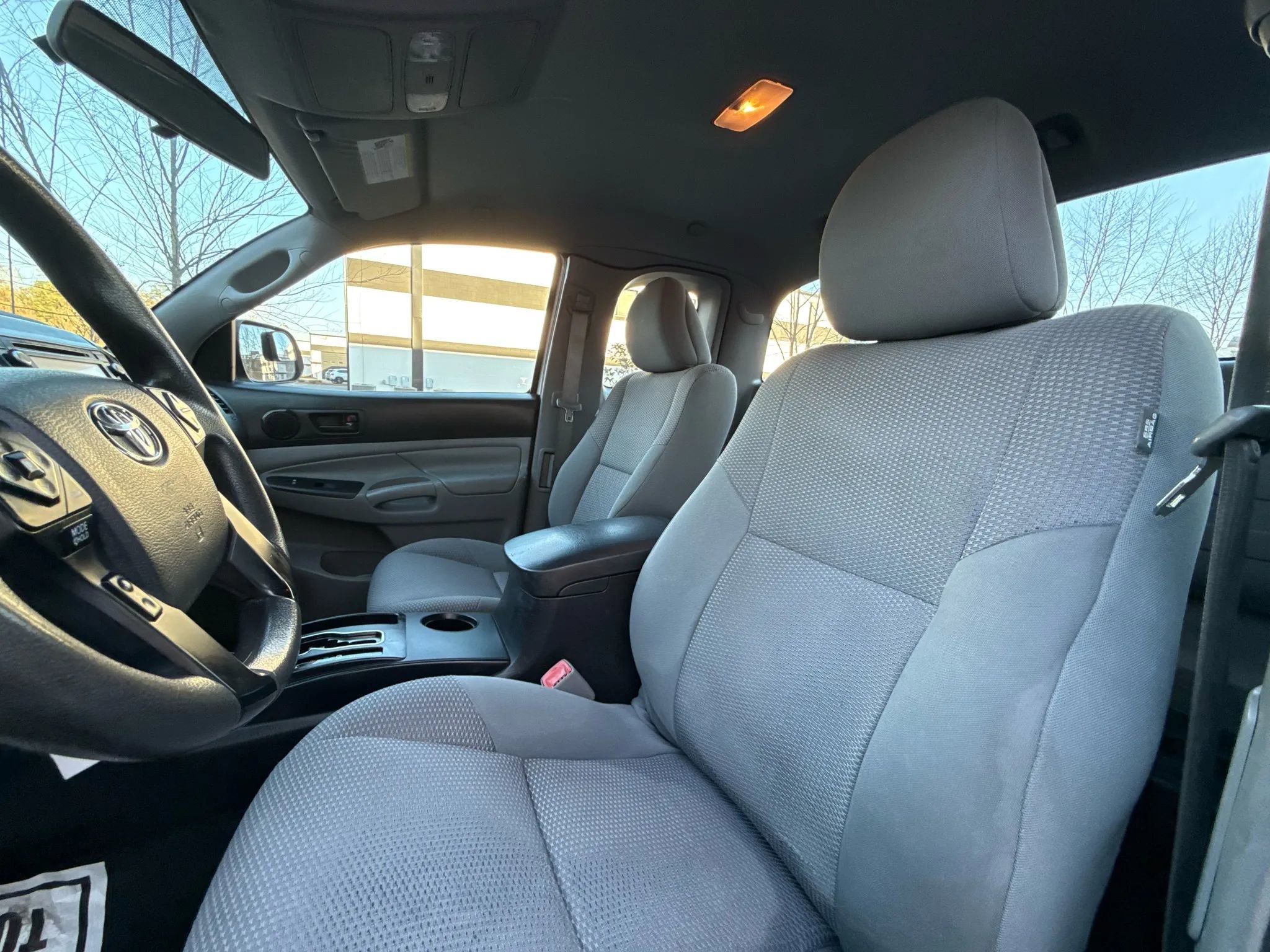 Used 2015 Toyota Tacoma 2WD Access Cab image 14